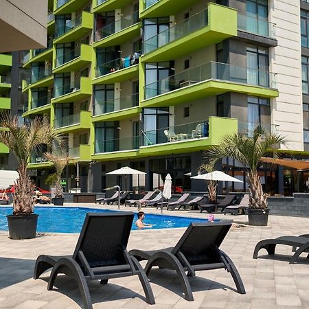 Rainbow Sea View Apartment Spa N Pool Resort - Parking Mamaia Exteriér fotografie