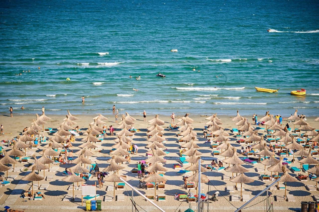 Rainbow Sea View Apartment Spa N Pool Resort - Parking Mamaia Exteriér fotografie