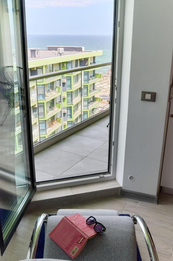 Rainbow Sea View Apartment Spa N Pool Resort - Parking Mamaia Exteriér fotografie